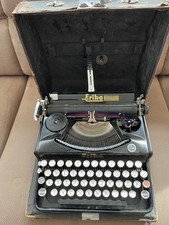 Alte Schreibmaschine ERIKA von Seidel &Naumann  mit  Koffer