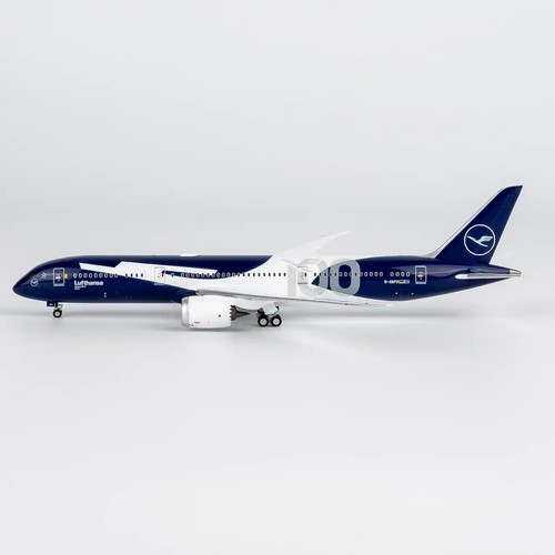Lufthansa boeing 787 - lufthansa,