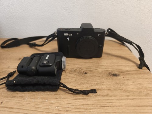 Nikon kamera - nikon, v1