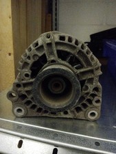 Lichtmaschine Generator 90A Bosch 028903028D / 0124325003 VW Golf 4 IV 