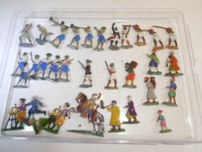 ++ G1560 32 Zinnfiguren