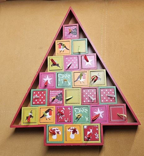 Besonderer adventskalender aus - besonderer,