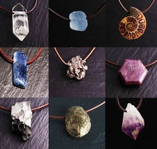 Edelstein Anhänger P-Z Kristall Rohstein Fossilien Nugget gebohrt für Ketten