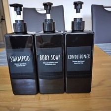 Pumpflaschen m. Etiketten 3er Set leer Shampoo Conditioner u. Body Soap schwarz