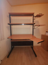 Schreibtisch/Computer-Tisch mit Regalen