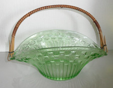 Grüne sehr schöne Schale