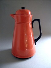 Thermoskanne / Warmhaltekannne