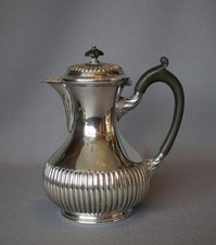 Kaffeekanne versilbert Holzgriff Queen Anne Stil L&W.S England gedeckter Tisch