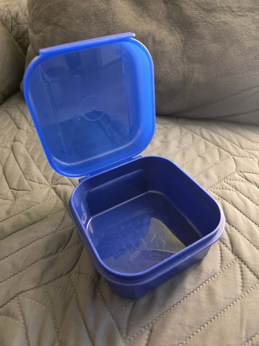 Tupperware bellevue 450 - bellevue, ml