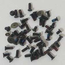 Screws Schrauben vom Zerlegen aus Notebook Fujitsu Amilo Li3910