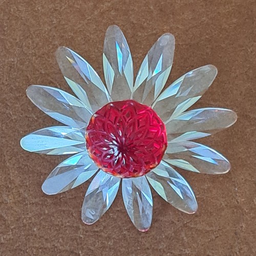 Swarovski margerite rot war - margerite, rot,