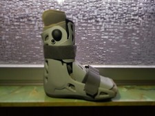 WALKER - ORTHESE - GIPSBEIN ERSATZ - AIRCAST  aufpumpbar - LARGE