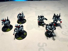 WH40k Tau XV8 Crisis Battlesuits