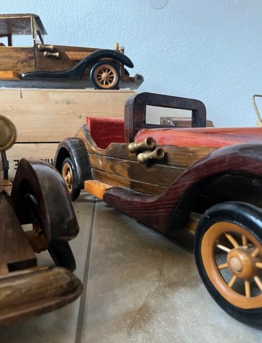 Handgefertigtes holzauto - handgefertigtes,