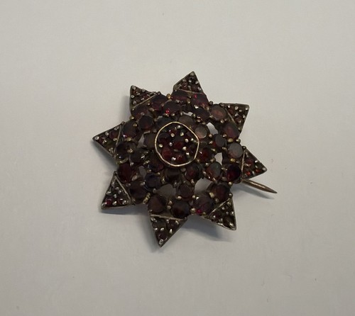 Granat tombak brosche - ,