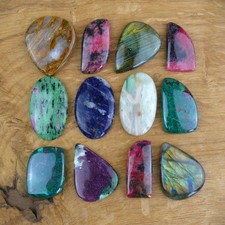 Edelstein Cabochons ||