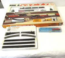 Eisenbahn + ARNOLD + Rapido + Mini-Eisenbahn + Lok