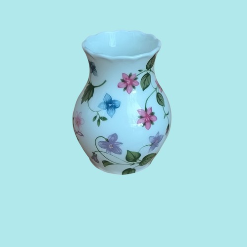 Queen country meadow kleine - queen's,