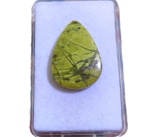 Grüner opal cabochon - grüner,