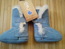 SCHÖNE BLAUE FELL WARME