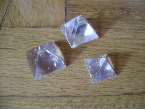Bergkristall pyramiden ca - 3x,