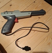 Nintendo NES Light Gun Laser Pistole NGN-100