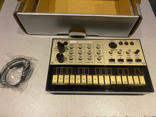 Korg Volca Keys, analoger Loop Synthesizer, neuwertig 