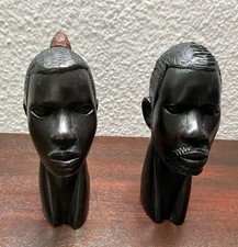 Afrikanische Büsten