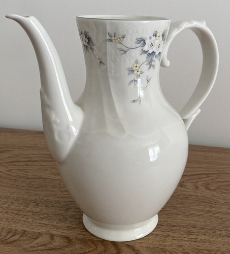 Vintage royal doulton - royal, lausanne