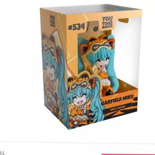 Youtooz- Garfield Hatsune Miku