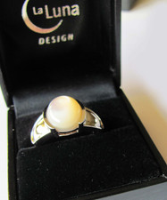 LA LUNA DESIGN PERLMUTT SILBER