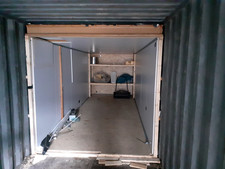 Überseecontainer /