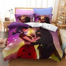 Roter Marienkäfer Superheldin