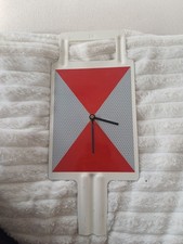 Zug-Schluss-Signal mit Uhr