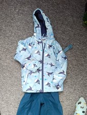 Set aus Regenjacke &
