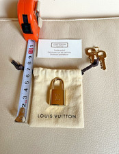 LOUIS VUITTON Schloss und 2x