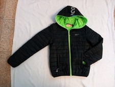 Schwarz-grüne Steppjacke Von