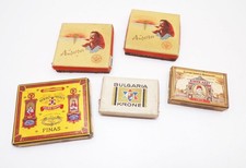 Lot alte Zigarettenschachteln