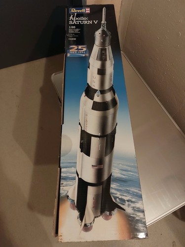 Revell apollo saturn - revell, v
