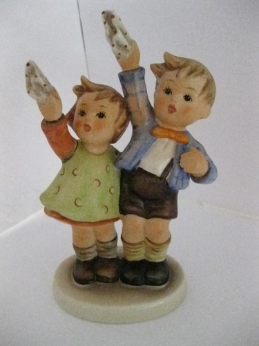 Vintage hummel figurine - vintage,