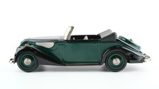 Schuco 1:18 BMW 327 Cabrio