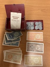 Alte Blechkasse mit viel Zubehör  9 x 6 x 3,5 cm für Kaufladen! TOP Erhalt