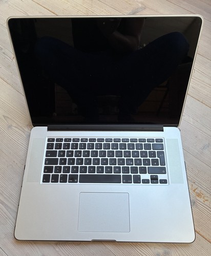 Macbook pro mitte - pro,