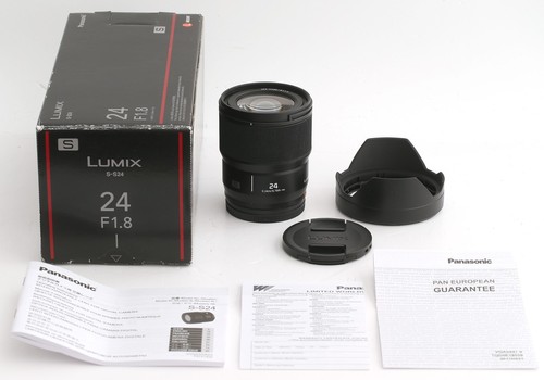 Panasonic lumix 24mm - panasonic, f1.8