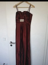 Wunderschönes rotes ballkleid - wunderschönes,
