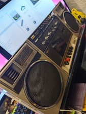 Vintage Samsung Boombox