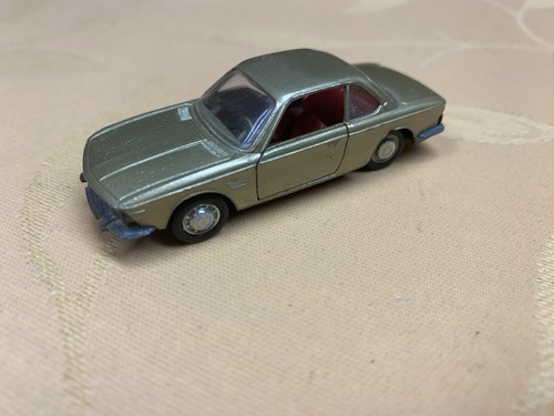 Schuck bmw 2800 goldmetalic - 2800,