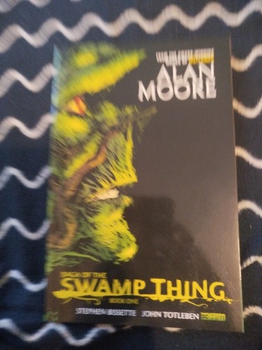Comic saga the swamp thing - saga,
