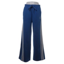 Elias Rumelis, Sporthose