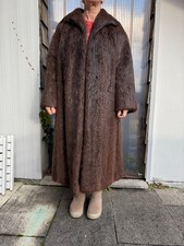 Pelzmantel, augelassener Nutria, o. Weite 118cm, u. Weite 161cm, Länge 110cm